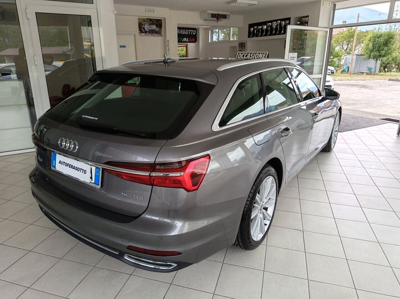 Audi A6 Avant 40 2.0 TDI S tronic Business -2019 imagem 3