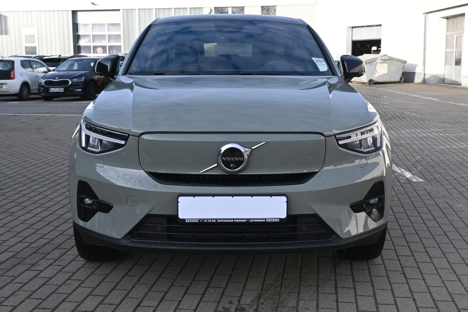 Fahrzeugabbildung Volvo C40 Ultimate Recharge Pure Electric AWD