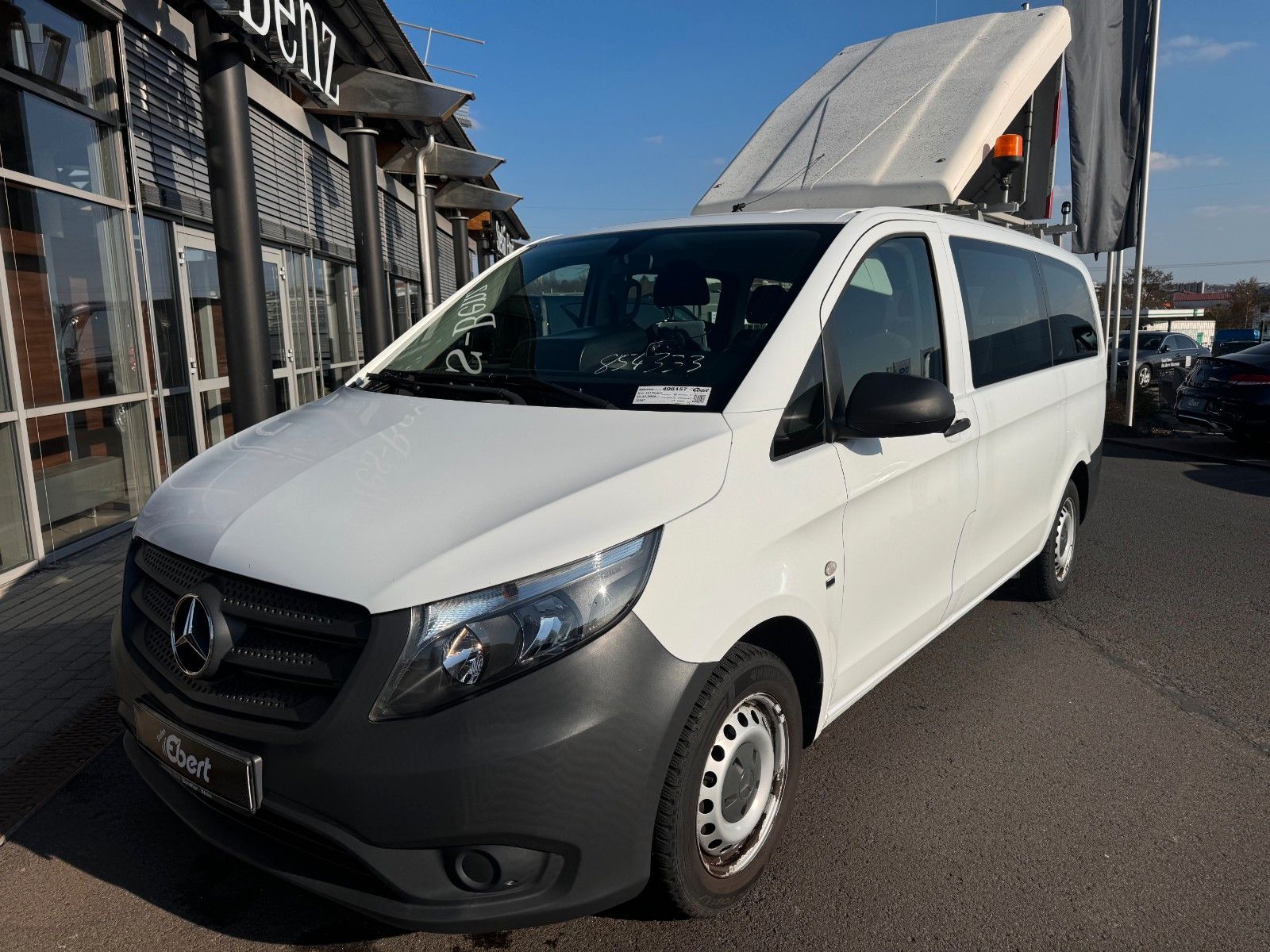 Fahrzeugabbildung Mercedes-Benz Vito 111 CDI Tourer Begleitfahrzeug BF3+ / WVZ