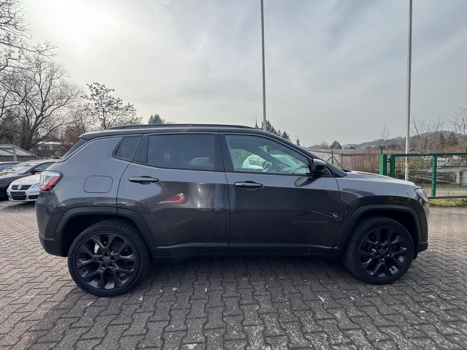 Jeep Compass S Plug-In Hybrid 4WD 8XBereift