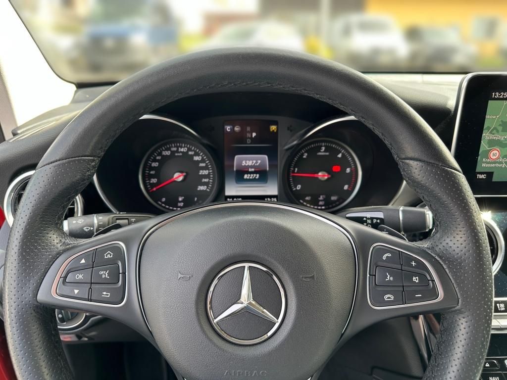 Fahrzeugabbildung Mercedes-Benz GLC 220 d 4M ACC+Comand+Kamera+LED