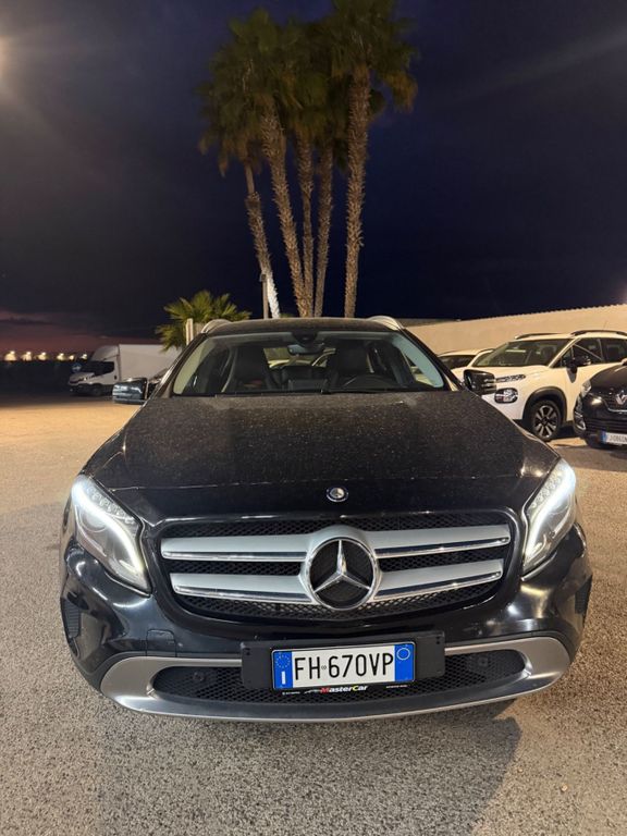 Image of Mercedes-Benz GLA 200