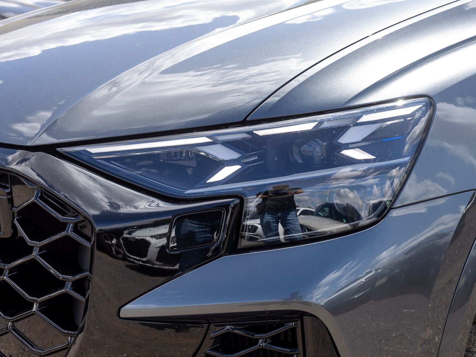Audi RSQ8 - Bild 9
