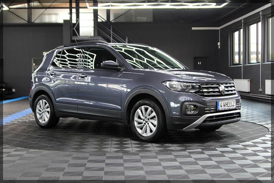 Volkswagen T-Cross Life AHK / GARANTIE / PDC / NAVI