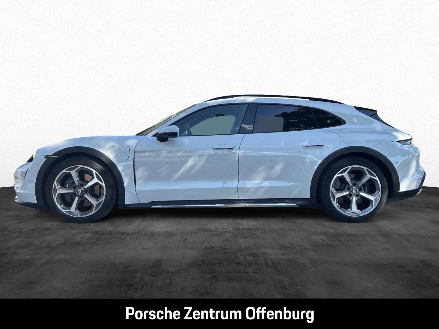 Porsche Taycan 4 Cross Turismo Pano Navi Bose LED R.Kame