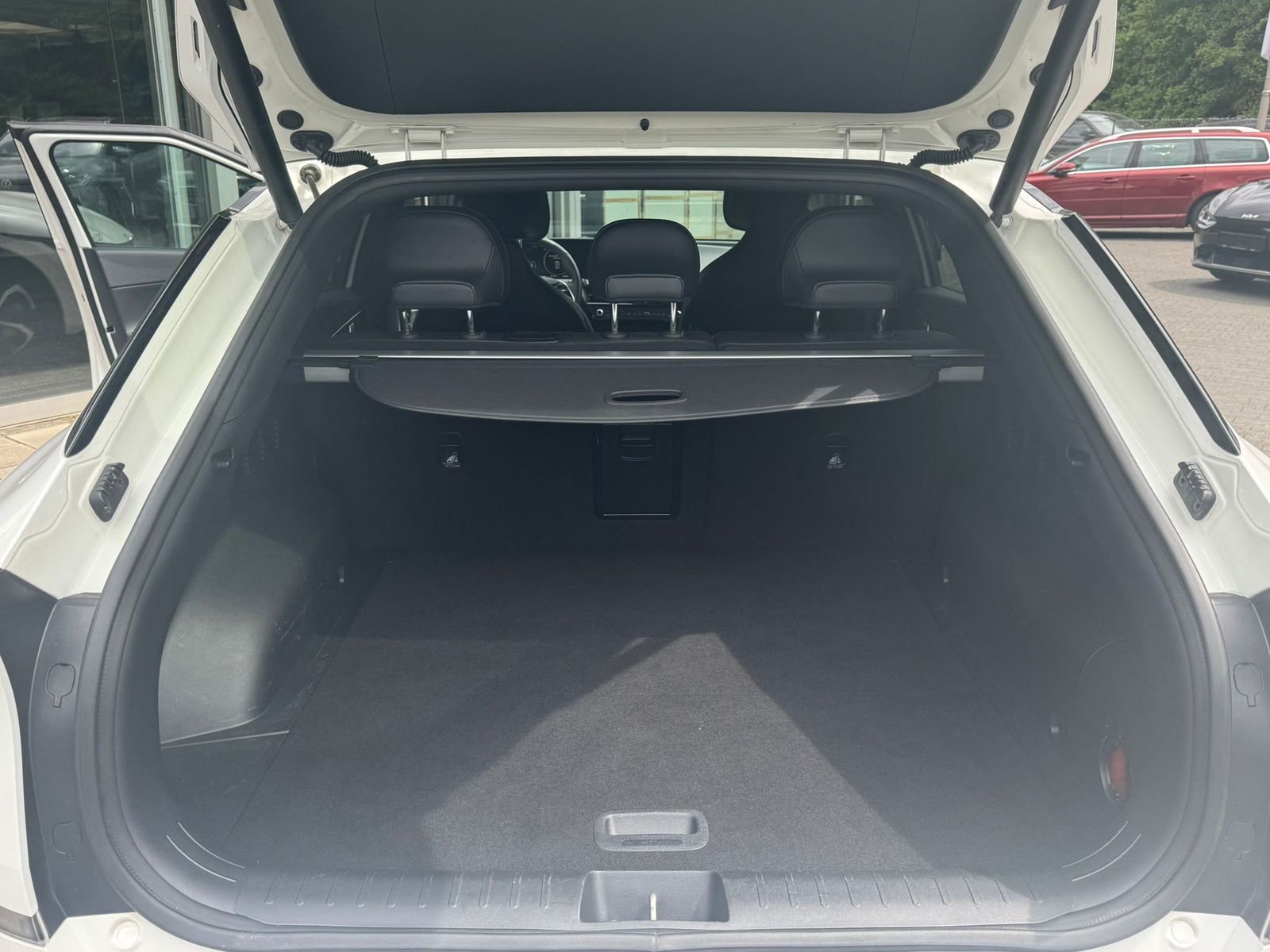 Fahrzeugabbildung Kia EV6 GT-Line 4WD WERKSGA+PANO+MEMO+HEAD+ACC+360°