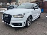 Audi A1 attraction S- Line - Audi A1 Attraction mit Diesel-Antrieb