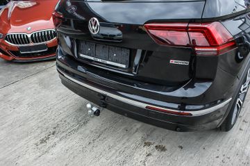Fahrzeugabbildung Volkswagen Tiguan 2.0 SCR 4Motion DSG Highline R-LINE 20ZOL
