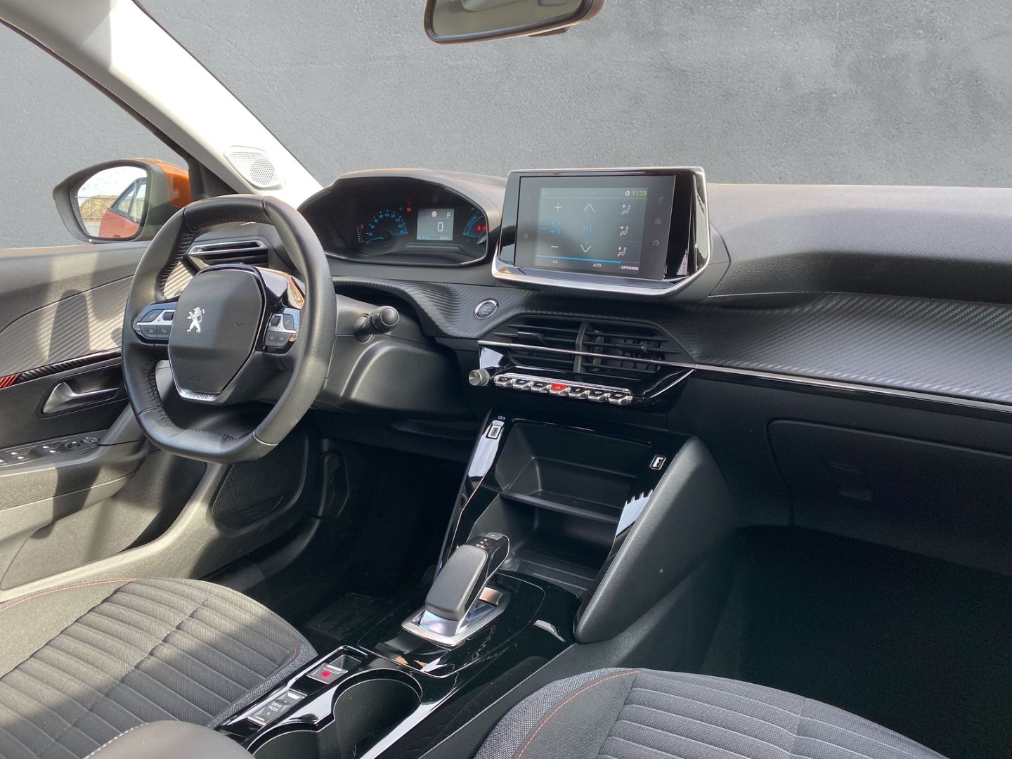 Fahrzeugabbildung Peugeot 2008 e- Active Elektromotor 136  *Rückfahrkamera