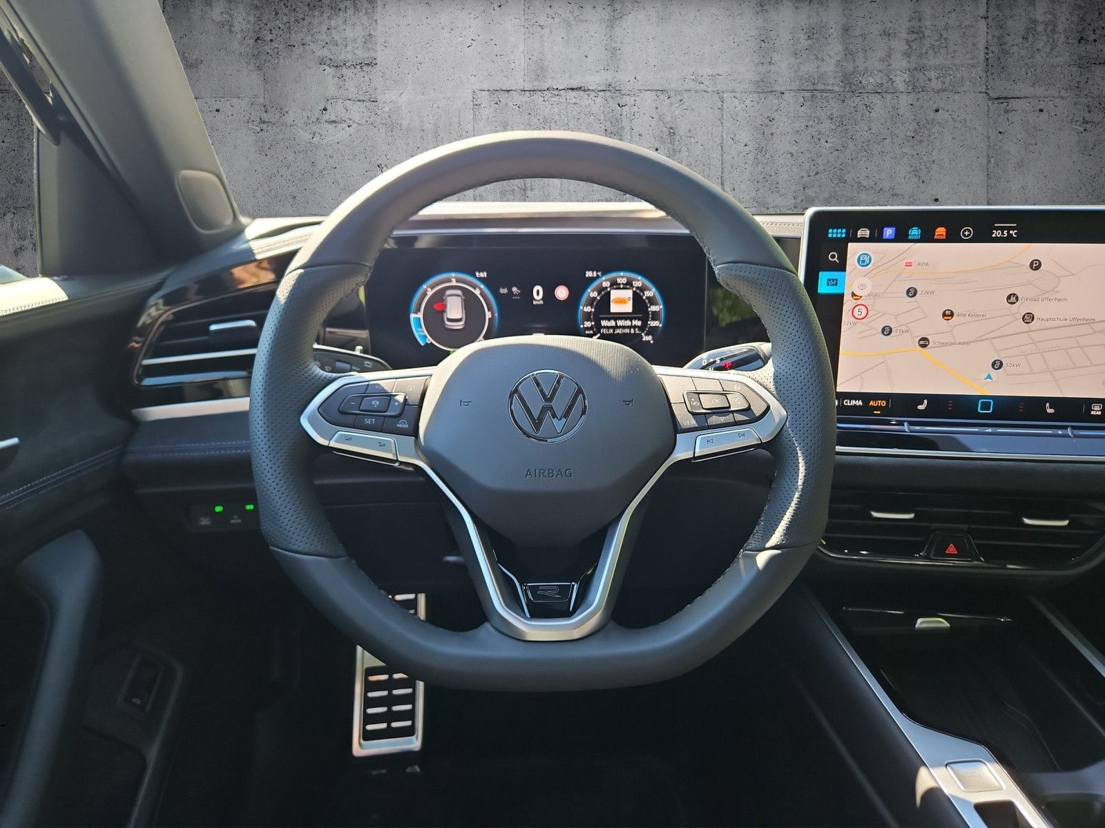 Passat Variant R-Line 2.0 TDI SCR DSG Pano AHK