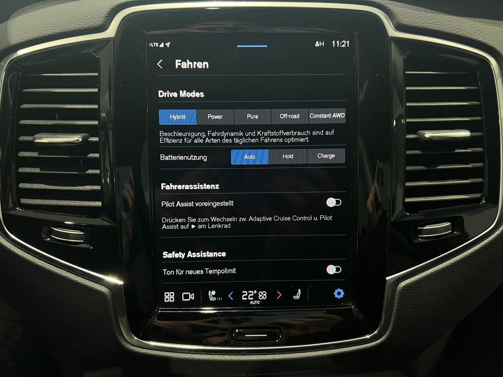 Volvo XC90 T8 Ultra Dark Recharge AWD Massage B&W 22''