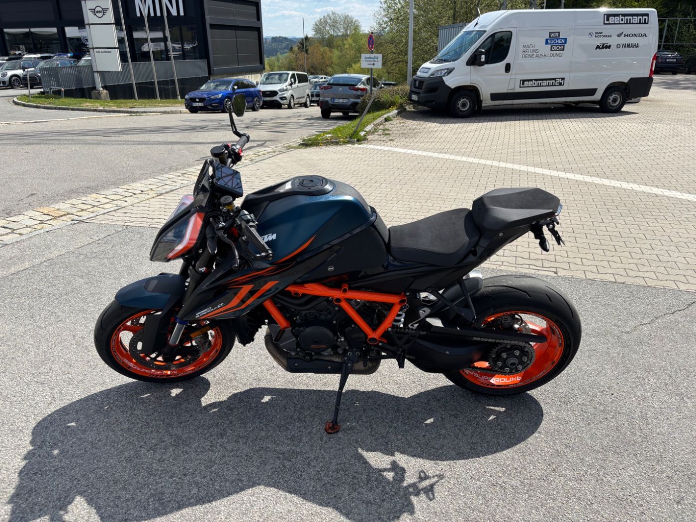 Fahrzeugabbildung KTM 1290 Super Duke R Evo Tech Pack