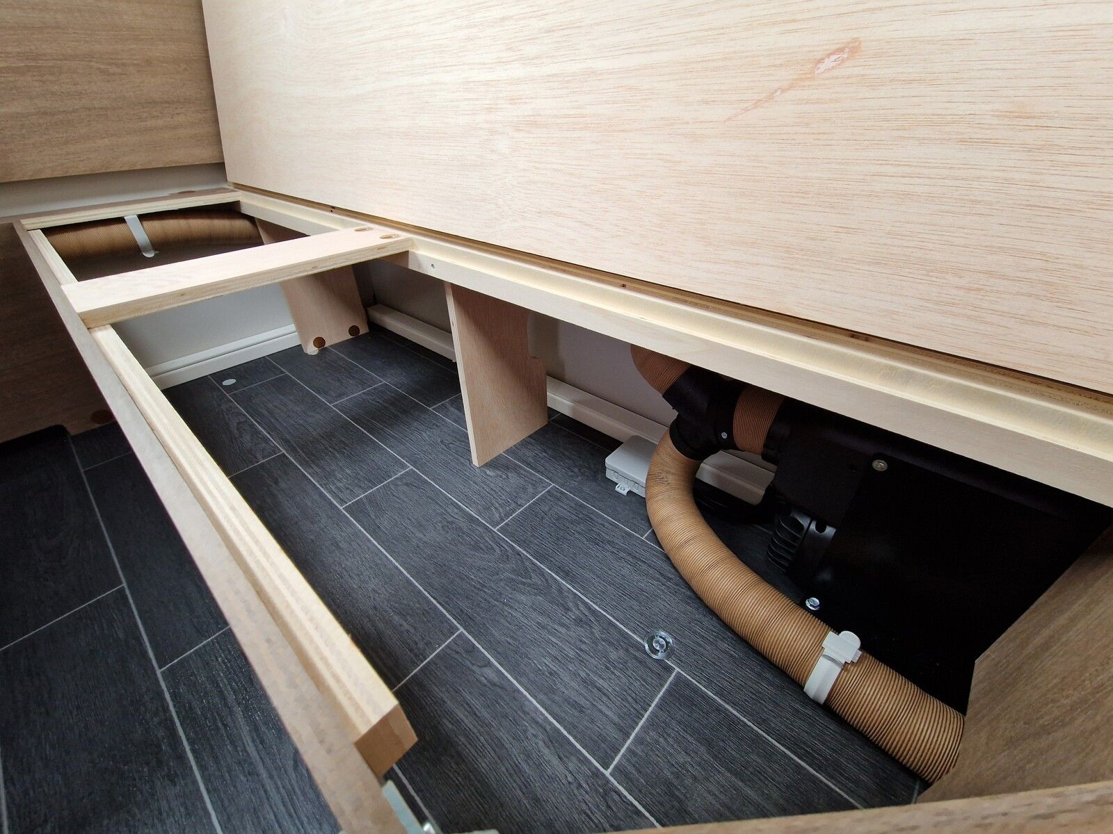 Fahrzeugabbildung Tabbert Senara 460E 2.3 Auflastung, Licht-Paket, uvm...