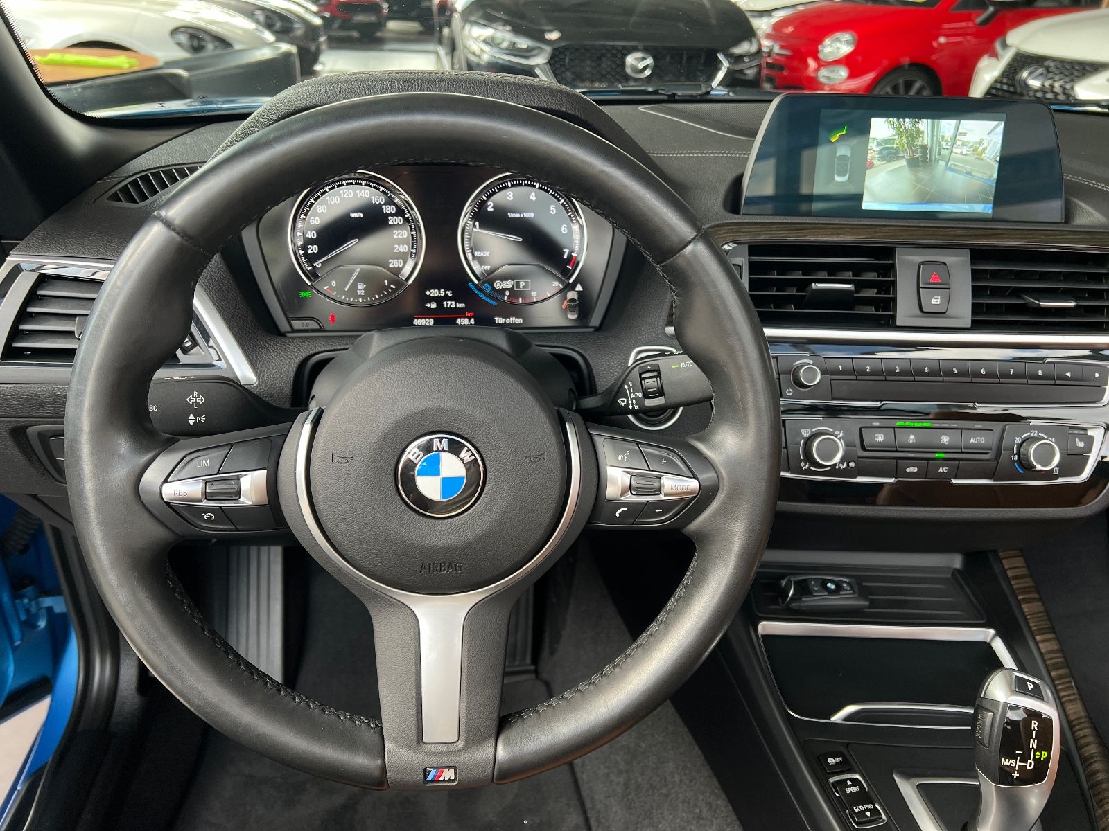 Fahrzeugabbildung BMW 220i Cabrio Luxury Line NAV LED PDC