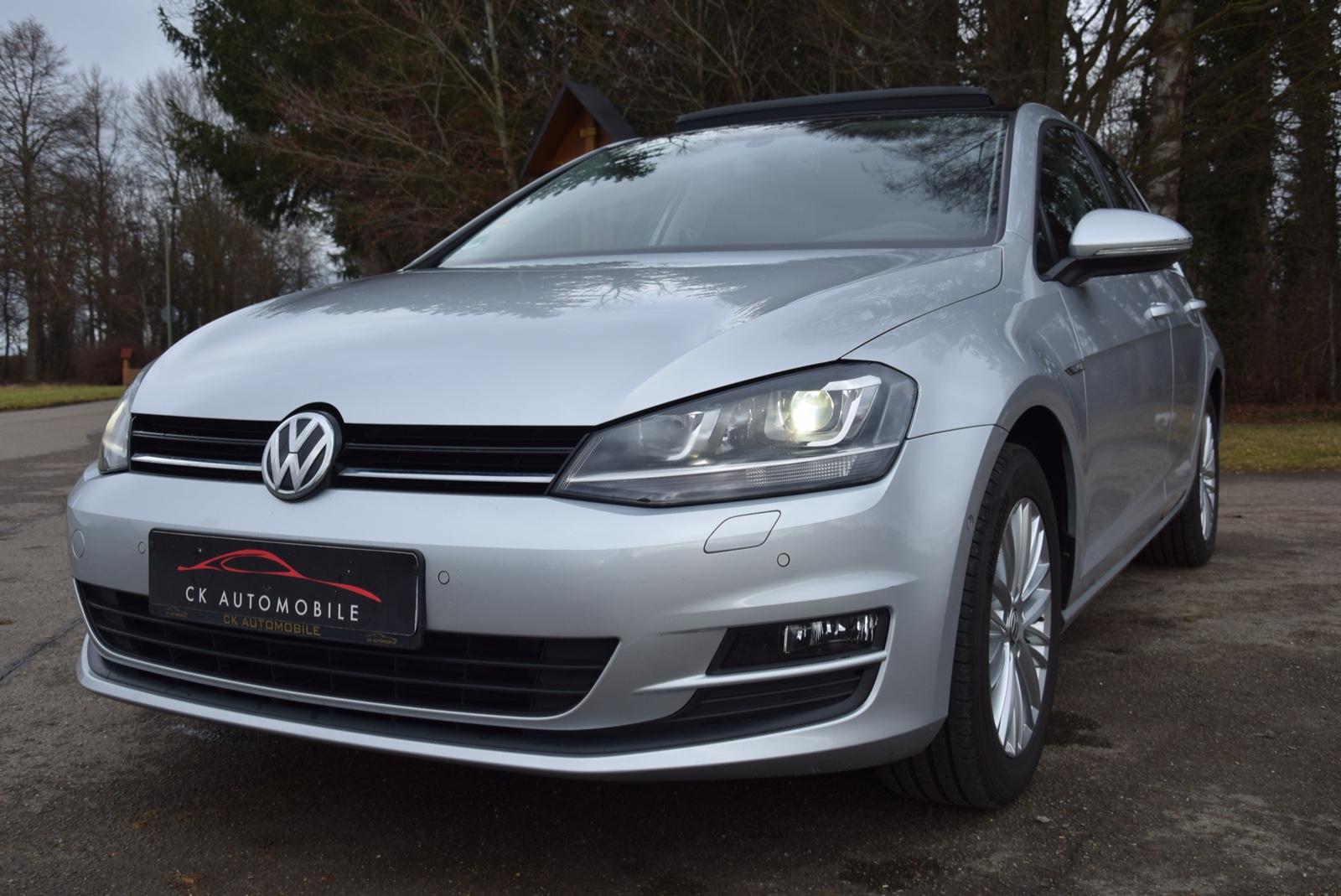 Volkswagen Golf VII Lim.Cup BMT/1.HAND/BI XENON/SCHIEBEDA.