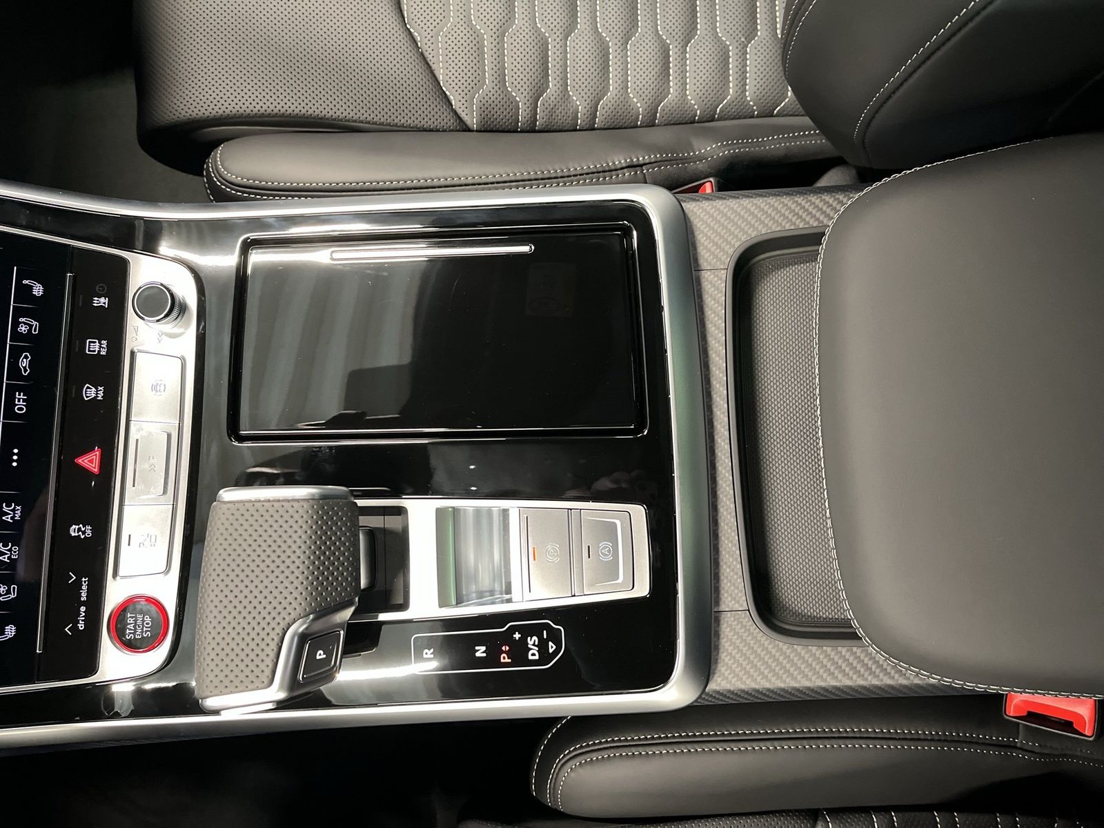Audi RSQ8 - Bild 20