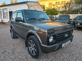 Lada Taiga Urban*4x4*Klima*AHK*1 Hand*Tüv Neu* - Lada Gebrauchtwagen von 2021