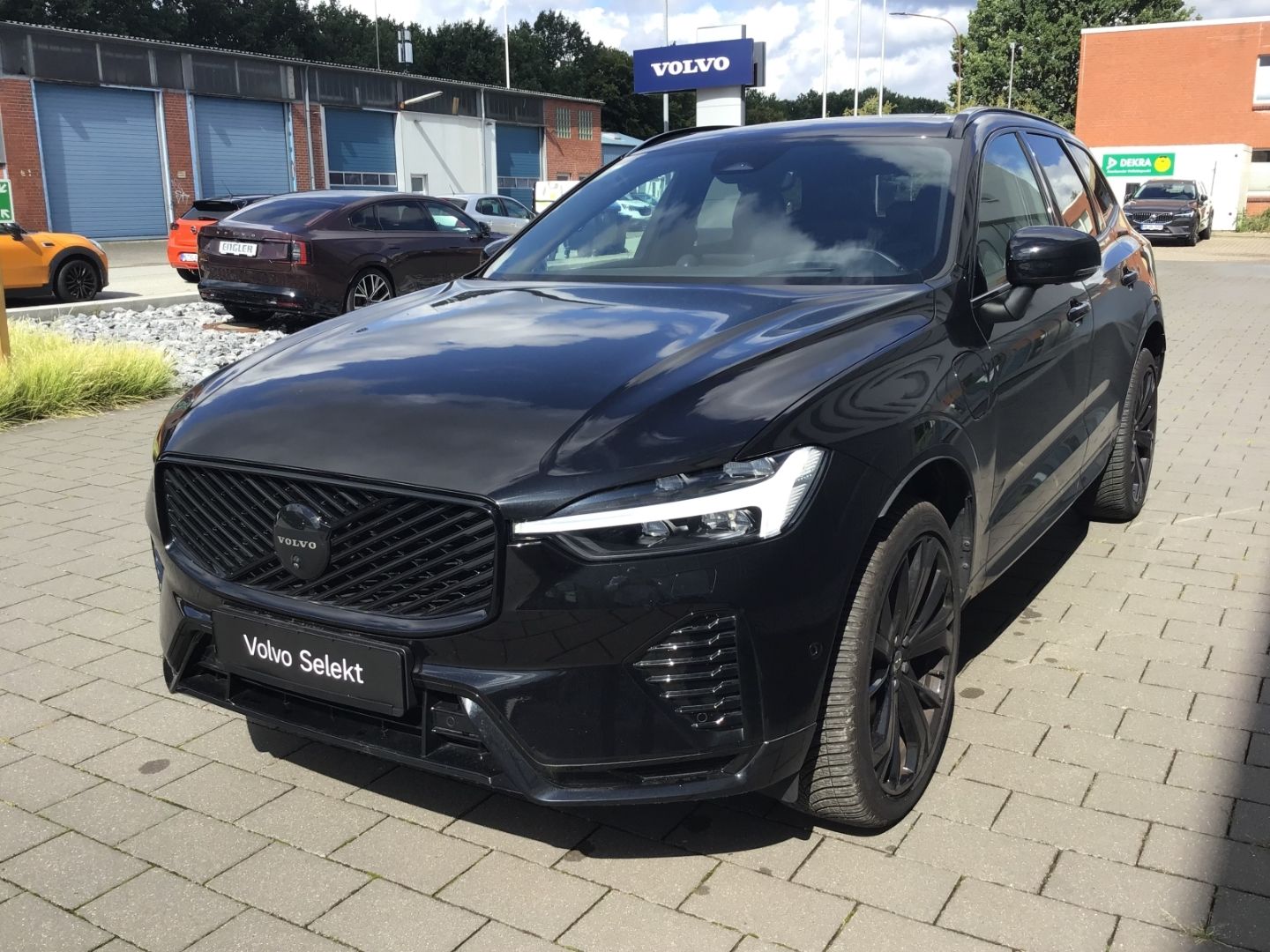 Volvo XC60 T8 Black Edition Ultra AWD Stdhzg. PanoDach imagem 2