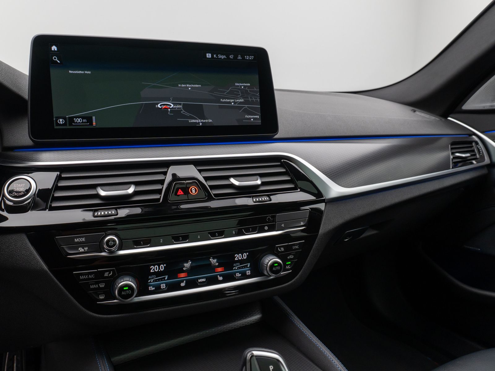 Fahrzeugabbildung BMW 540d xD M Sport Panorama DAB B&W Fernlichtassist