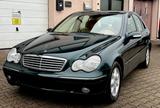 Mercedes-Benz C 200 KOMP. ELEGANCE LEDER AHK TÜV 06/26 2.HAND - gebrauchte Mercedes-Benz C 200 aus dem Jahr 2001