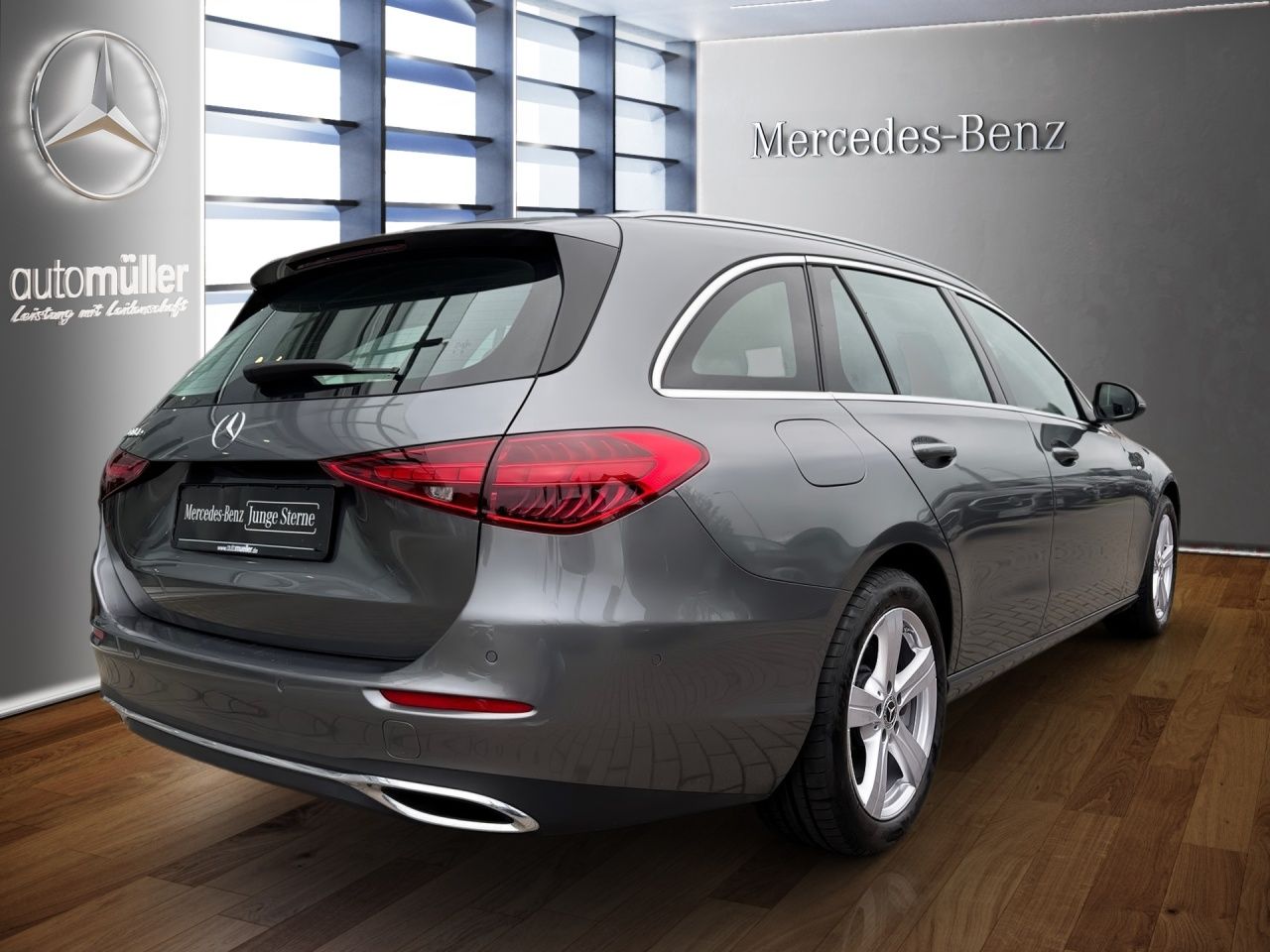 Fahrzeugabbildung Mercedes-Benz C 300 de T AVANTGARDE+AHK+MEMORY+LHZG+AMBIENTE+