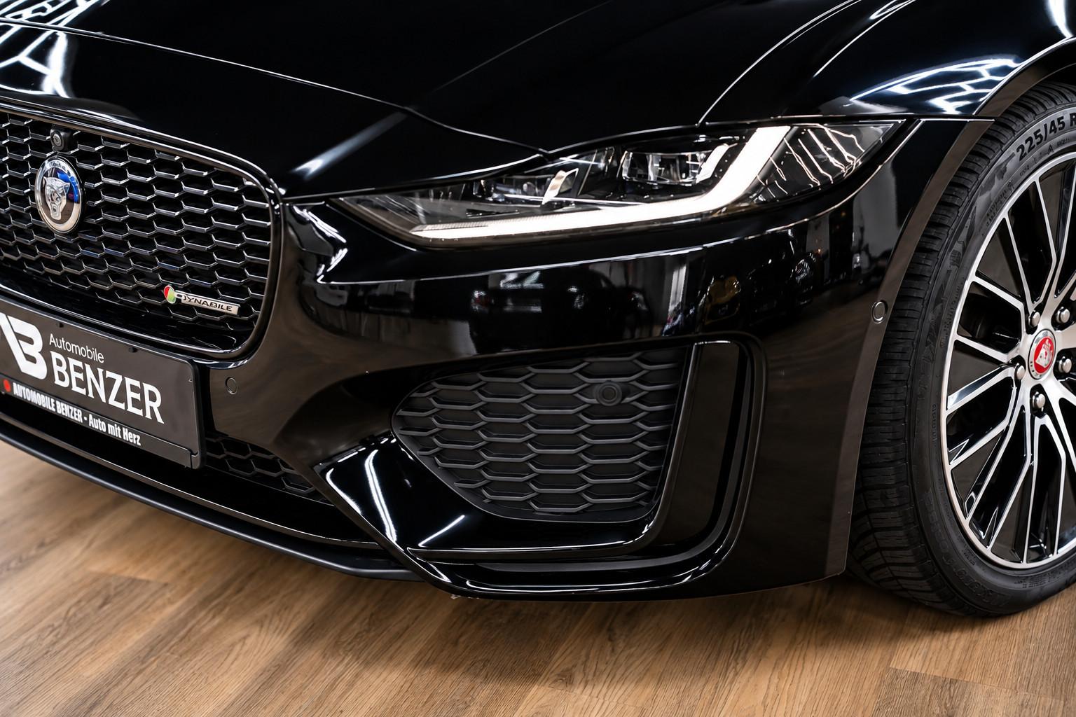 Jaguar Xe R-Dynamic *Pano*HUD*Meridian*BlackPack*360°, миниатюра 2