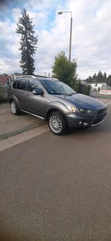 Mitsubishi Outlander 2.0 Benzin/2 WD/ TÜV ... - gebrauchte Mitsubishi Outlander aus dem Jahr 2010