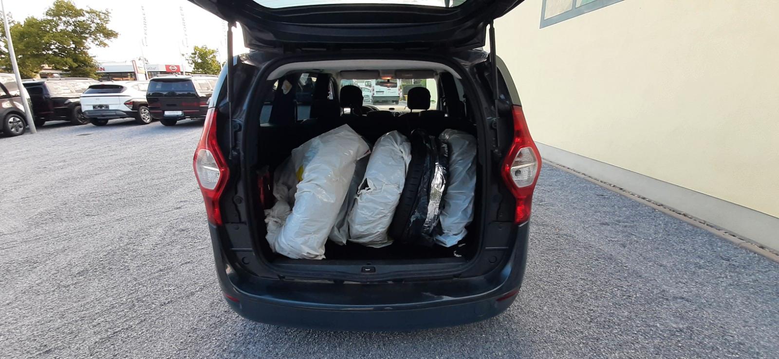Dacia Lodgy 2015 — photo 5