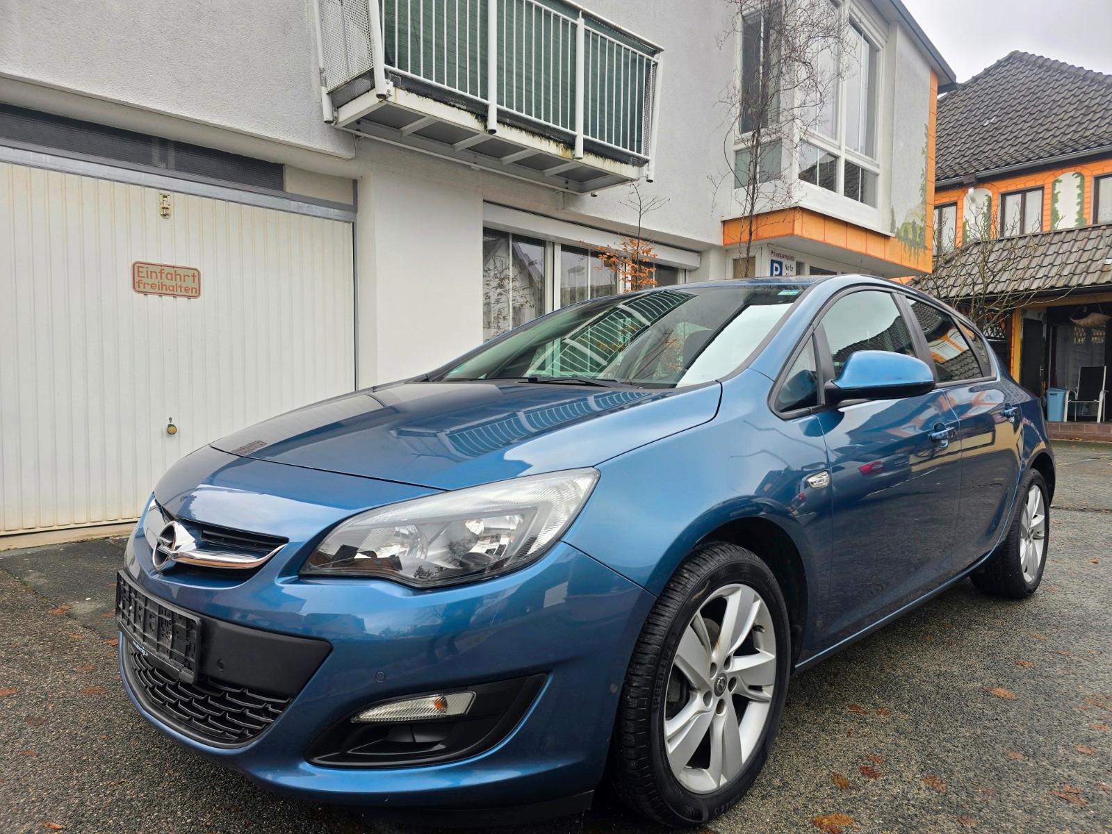Opel Astra J Lim. 5-trg. Style *Teilleder*Gepflegt*