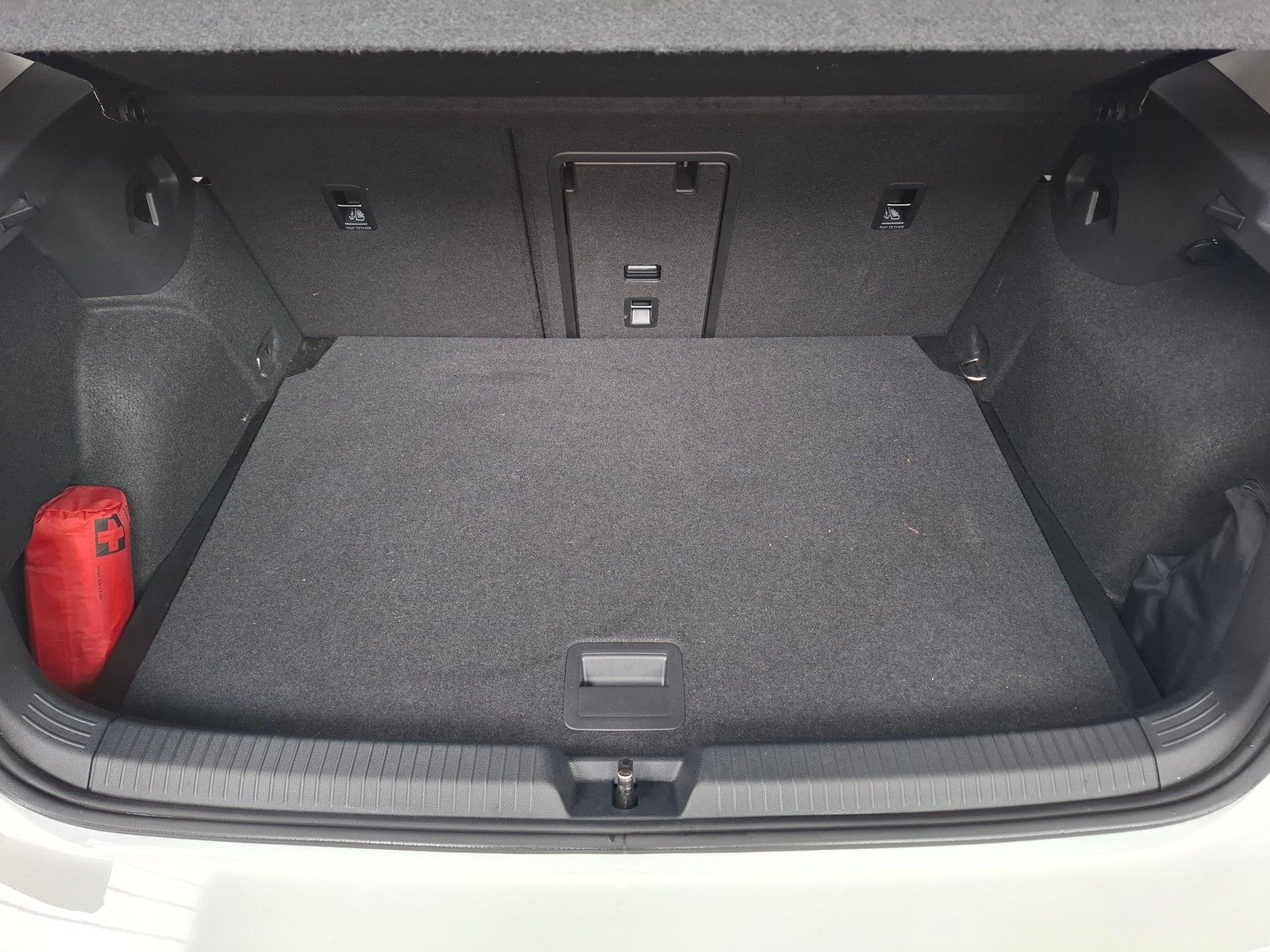 Fahrzeugabbildung Volkswagen Golf VIII Lim Style 1.5 TSI +ACC +LED+AppConnect