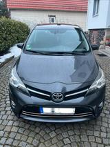 Toyota Verso 1.8l Life Edition 5-Sitz... - Toyota Verso mit Benzin-Antrieb: Kleinbus, 1.8