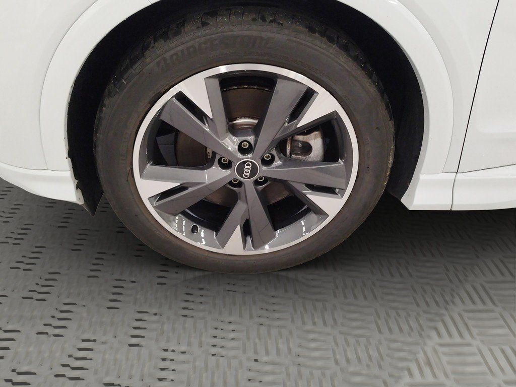 Audi Q4 40 e-tron 150kW Matrix Kamera Navi GRA imagem 3