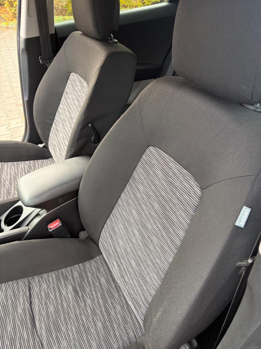 Kia cee'd 2010 — photo 20