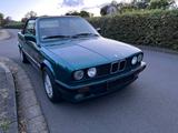 BMW 318/Leder/SHZ/El-Verdeck/2 Hand/Orginal Zustand/ - BMW 318: Grün