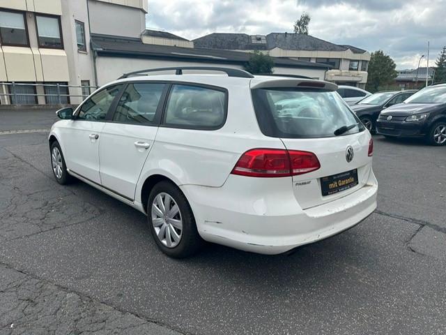 Volkswagen Passat 2011 — photo 7