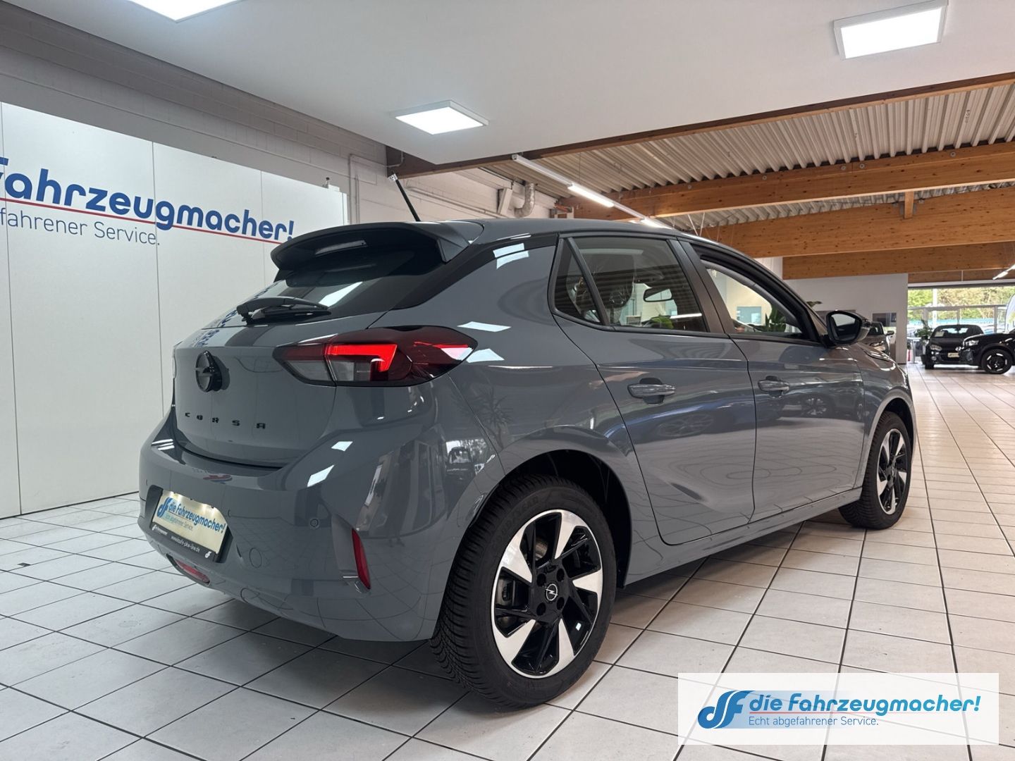 Fahrzeugabbildung Opel Corsa-e *SHZ 11KW Wärmepumpe Alu*Digitales Cockp
