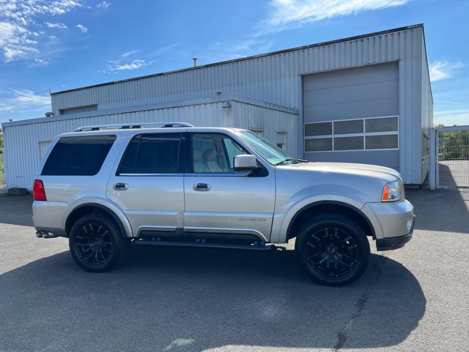 Lincoln Navigator Limited Gas-LPG