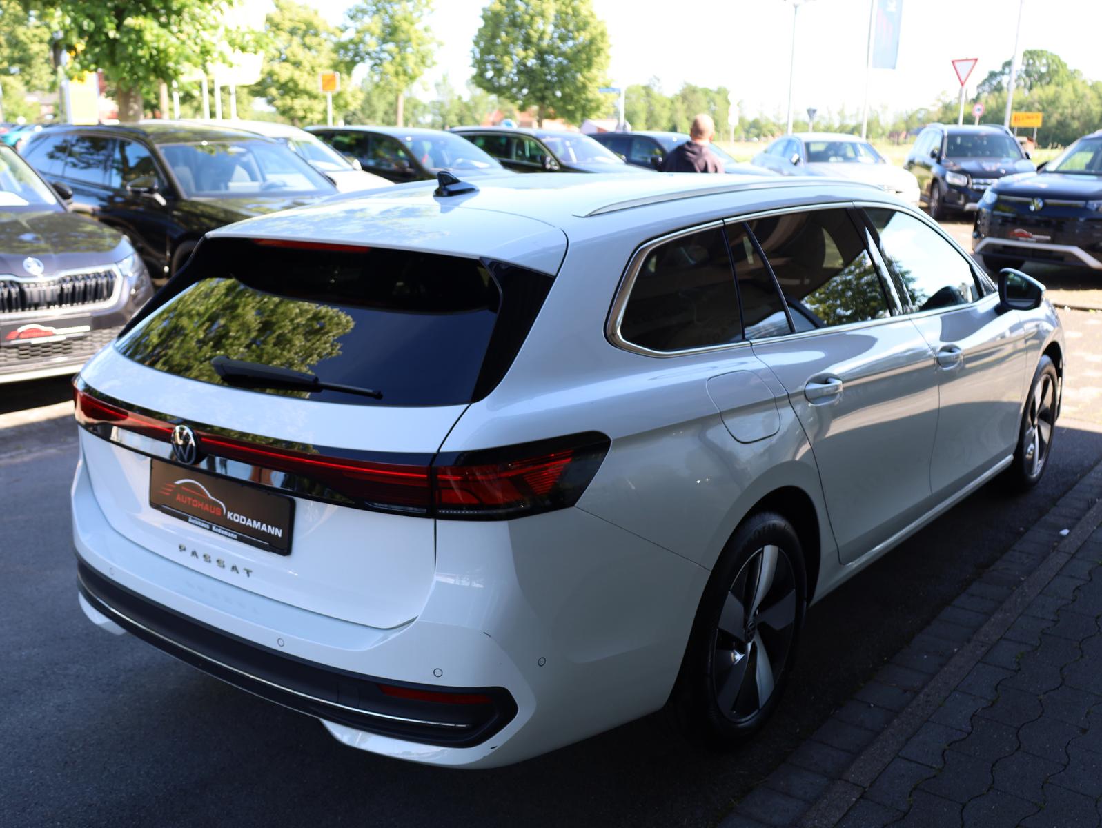 Volkswagen Passat 2.0TDI*HUD*360°K*AHK*Neues Modell, миниатюра 12