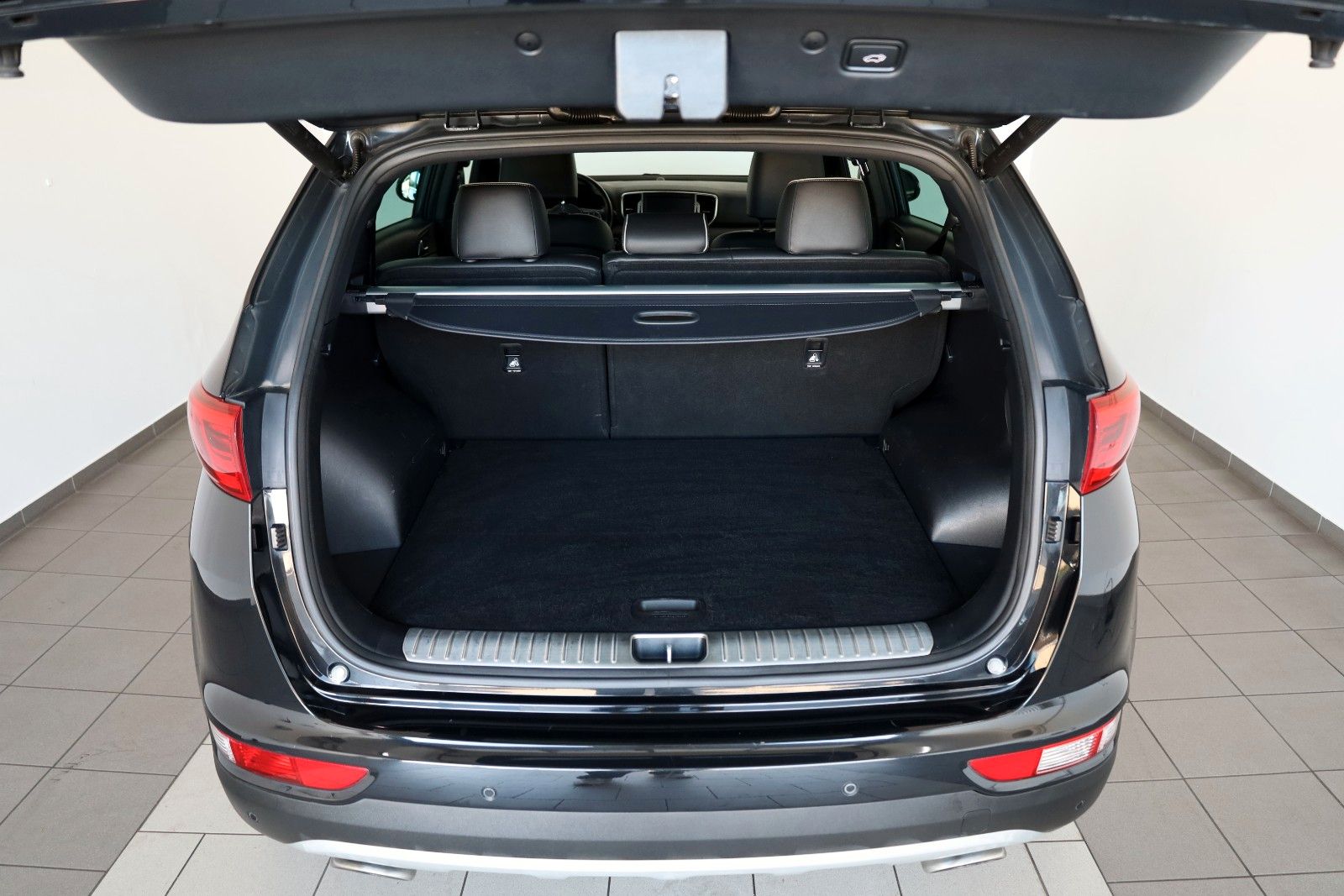 Fahrzeugabbildung Kia Sportage GT-Line 4WD,Leder,Navi,4xSH,Panorama+WR