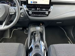 TOYOTA Corolla 2.0 Hybrid Touring Sports Teamplayer (ZE