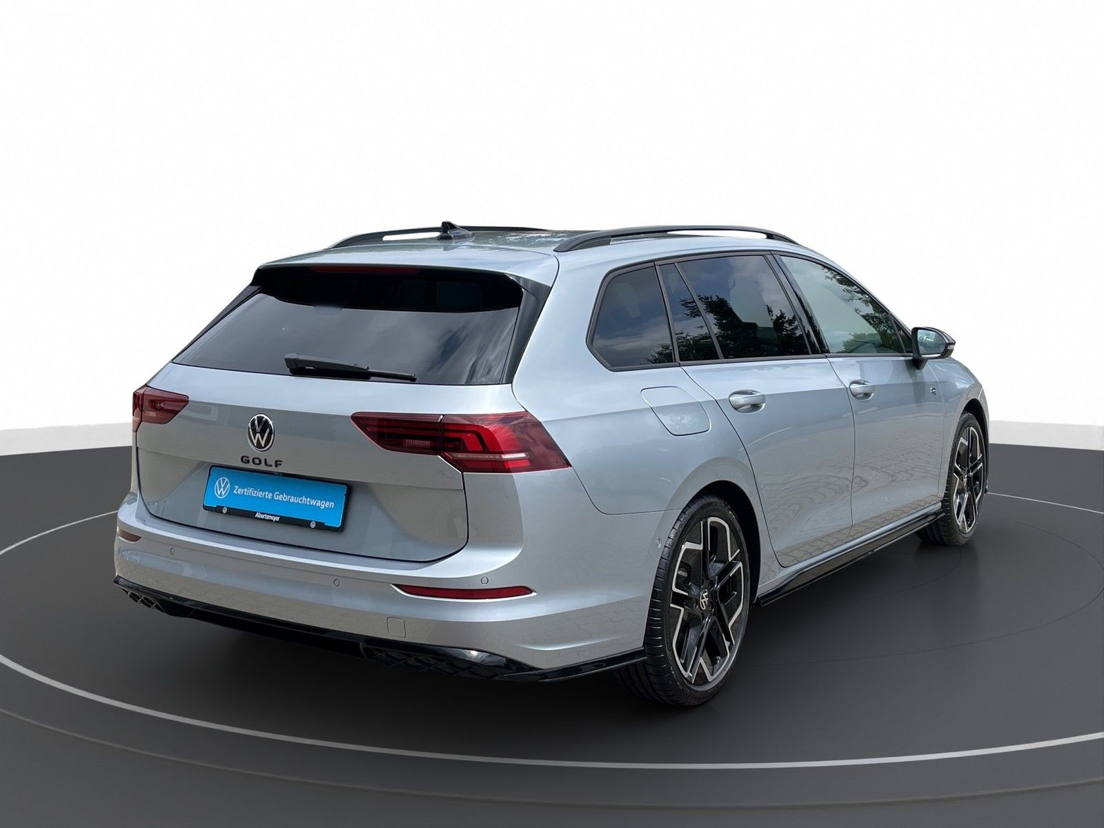 Volkswagen Golf VIII Variant 1.5 eTSI R-Line DSG AHK BLACK foto 4