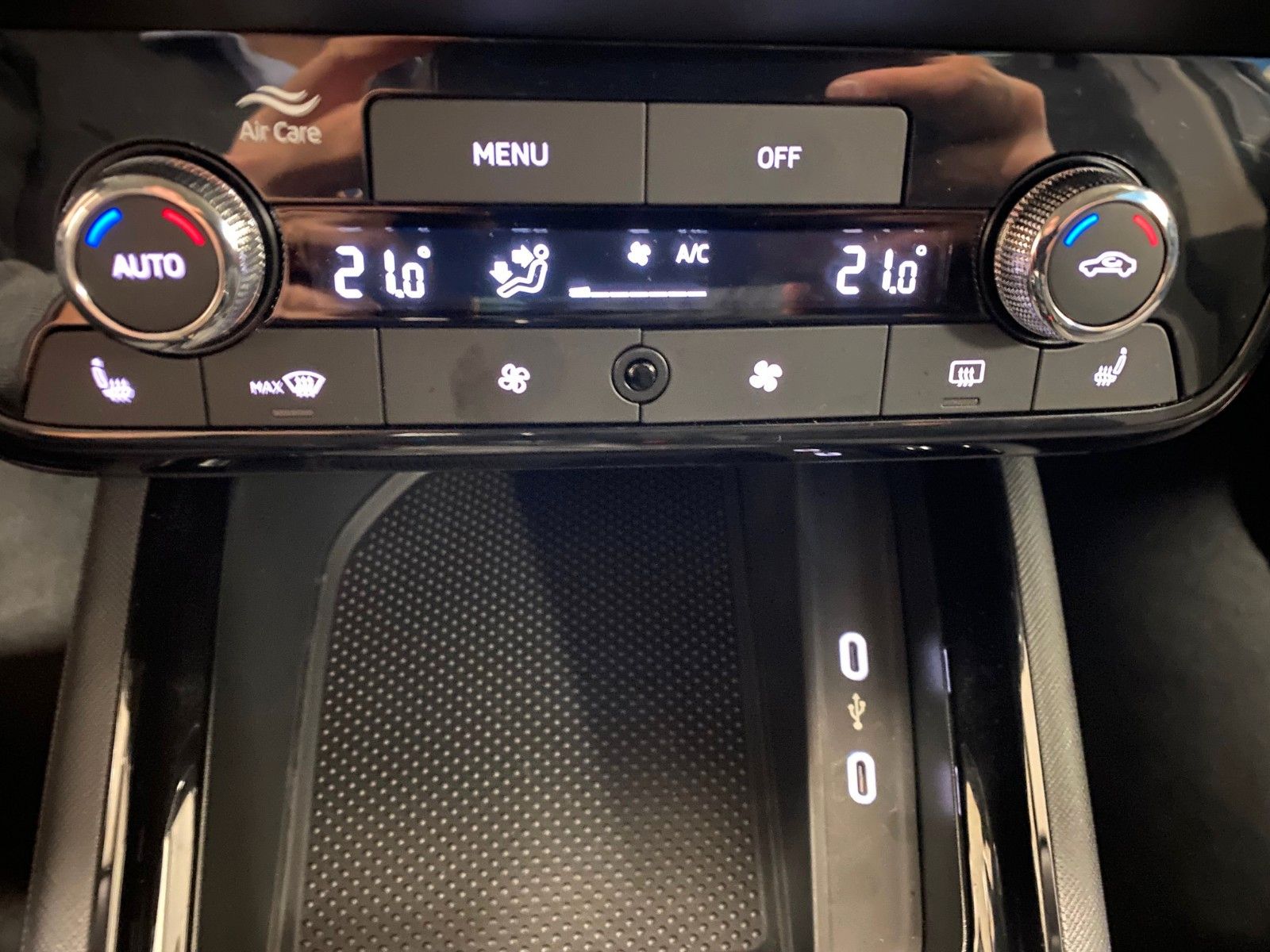 Fahrzeugabbildung SKODA Scala 1.0 TSI DSG Selection+NAVIGATION+KAMERA+BC