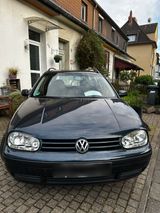 Volkswagen VW Golf IV Variant BJ 04/2004 Blau Benzin - Volkswagen Golf aus 2004: Variant