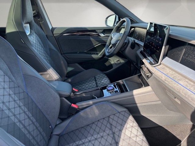 Fahrzeugabbildung Volkswagen Tayron 2.0TDI DSG 4M R-LINE AHK+PANO+STDHZG+20"+