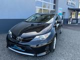 Toyota Auris Touring Sports Cool Klimaautomatik Alus - Toyota Auris mit Benzin-Antrieb: Kombi