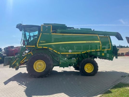 John Deere T670i HM