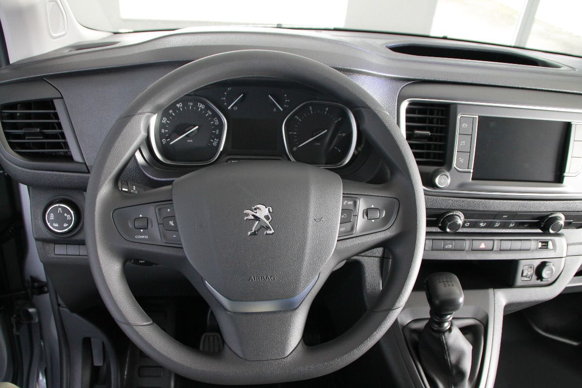 Fahrzeugabbildung Peugeot Expert Kastenwagen Standard 2.0 BlueHDi