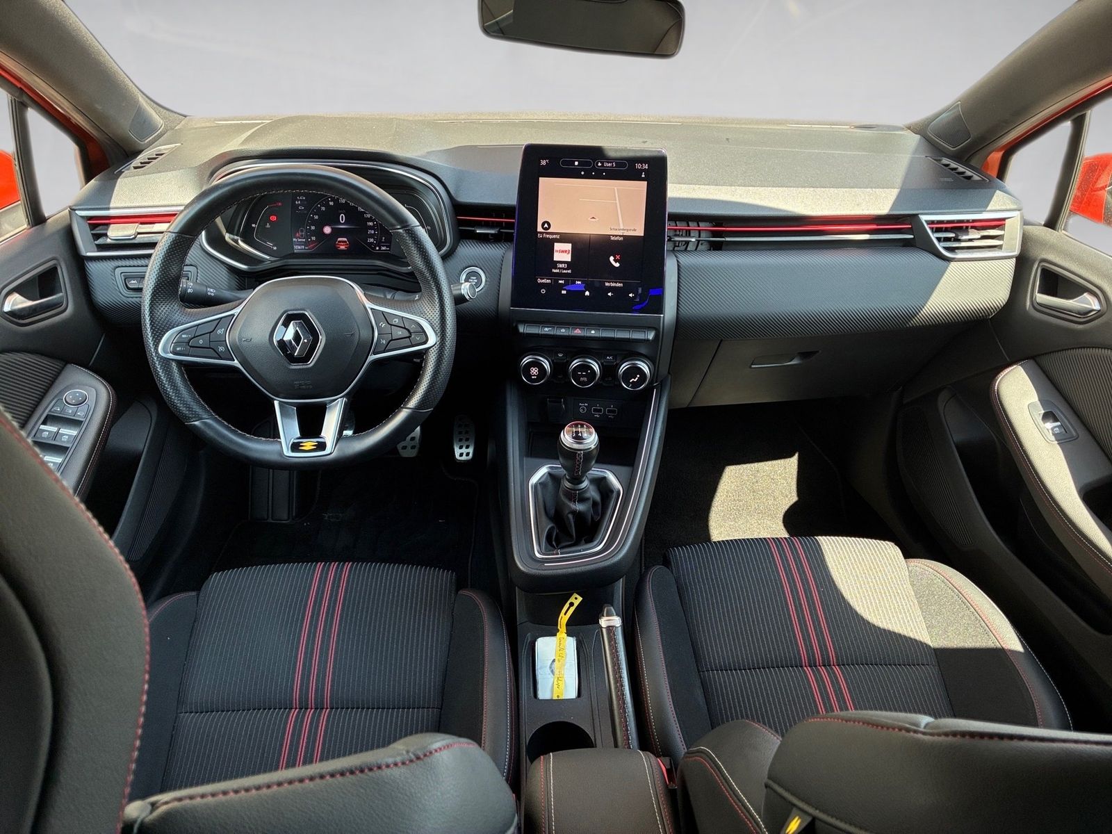 Fahrzeugabbildung Renault Clio V 1.0 TCe 100 Intens Kamera,LED,Navi,PDC,LM