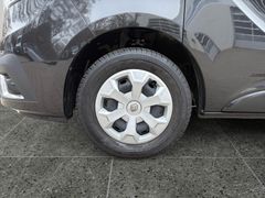 Fahrzeugabbildung Renault Trafic Combi L2H1 3,0t  Life Navi 2xKlima R.Cam