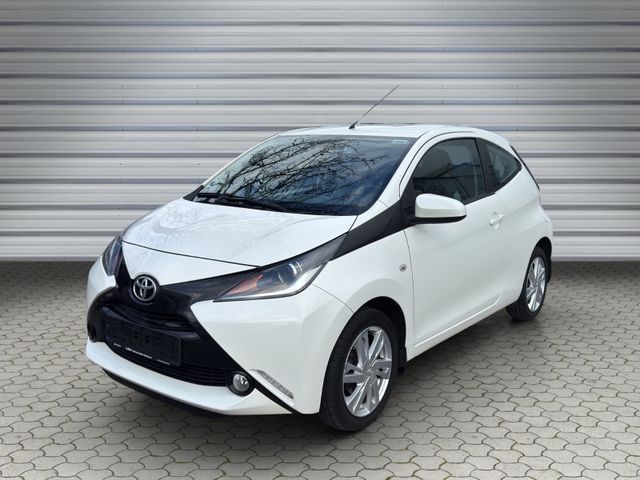 Toyota Aygo AYGO x-play touch